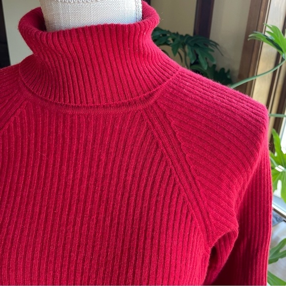 Erdos Red Cashmere Turtleneck Sweater - Picture 10 of 10